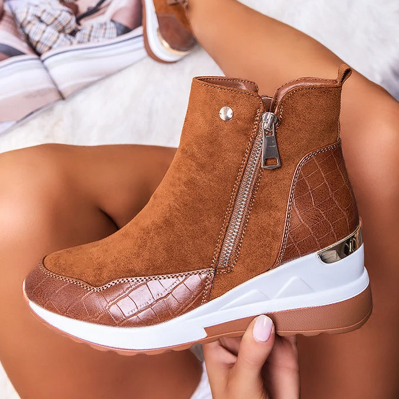 Bota Feminina de Camurça Cano Curto - CozyChic